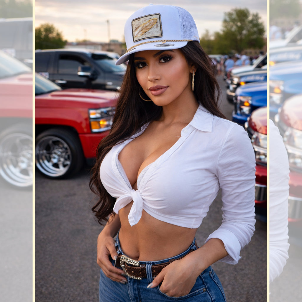 Sombrero de piel de vaca con plumas