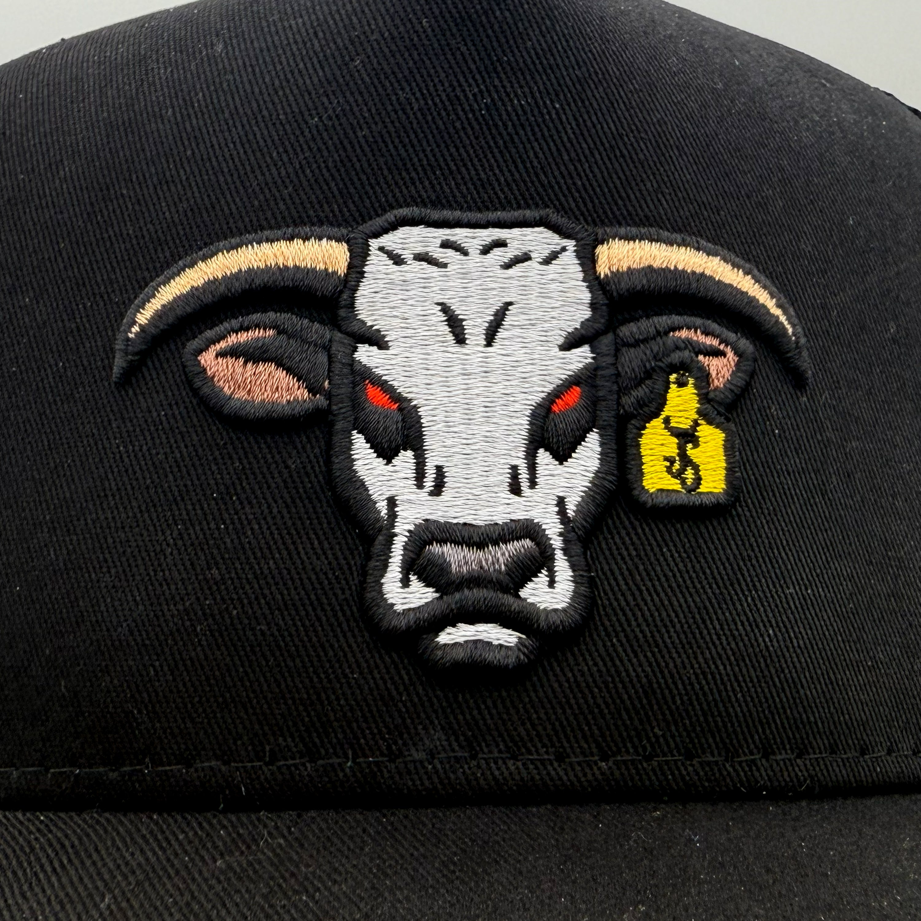 Gorra de camionero negra Mad Bull